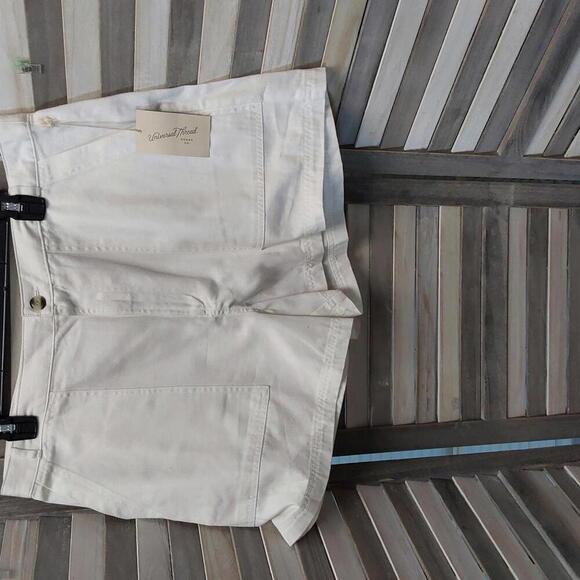 Women's High-Rise Utility Shorts | Universal Thread | 14 - Picture 1 of 13
